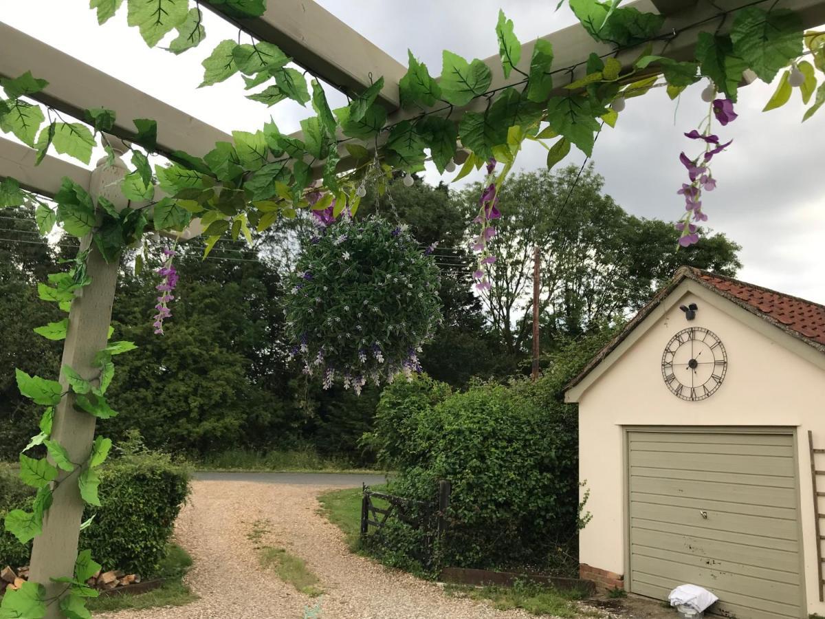 Old Thatch Bambers Green テイクリー エクステリア 写真